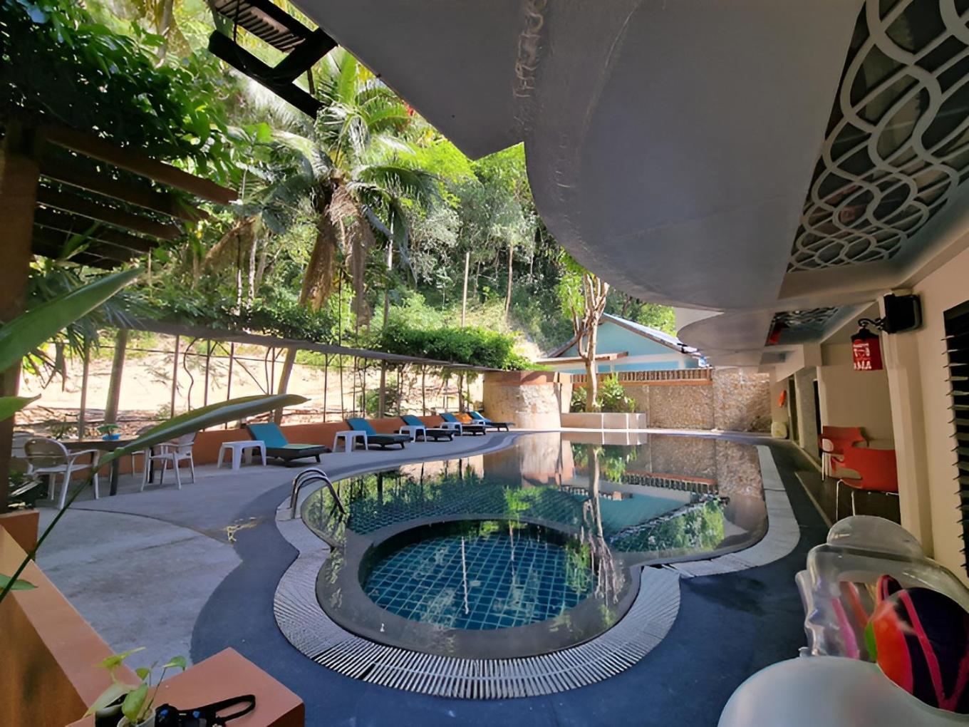 Aparthotel Ratana Hill Patong Exterior foto