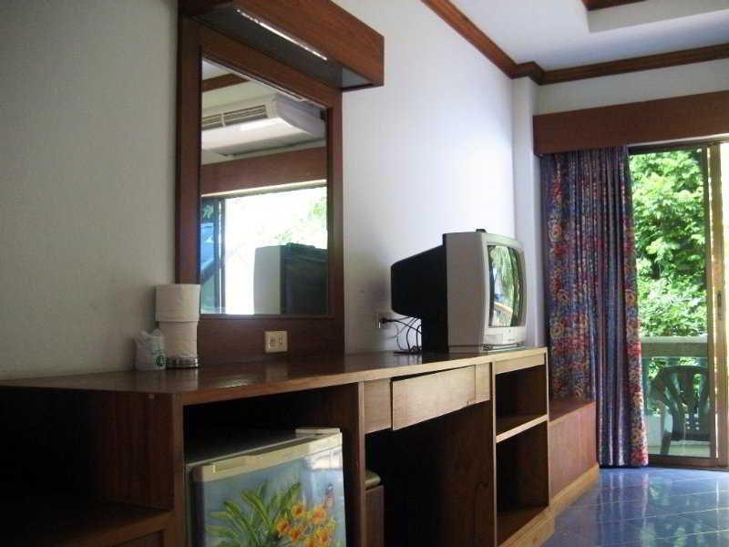 Aparthotel Ratana Hill Patong Exterior foto
