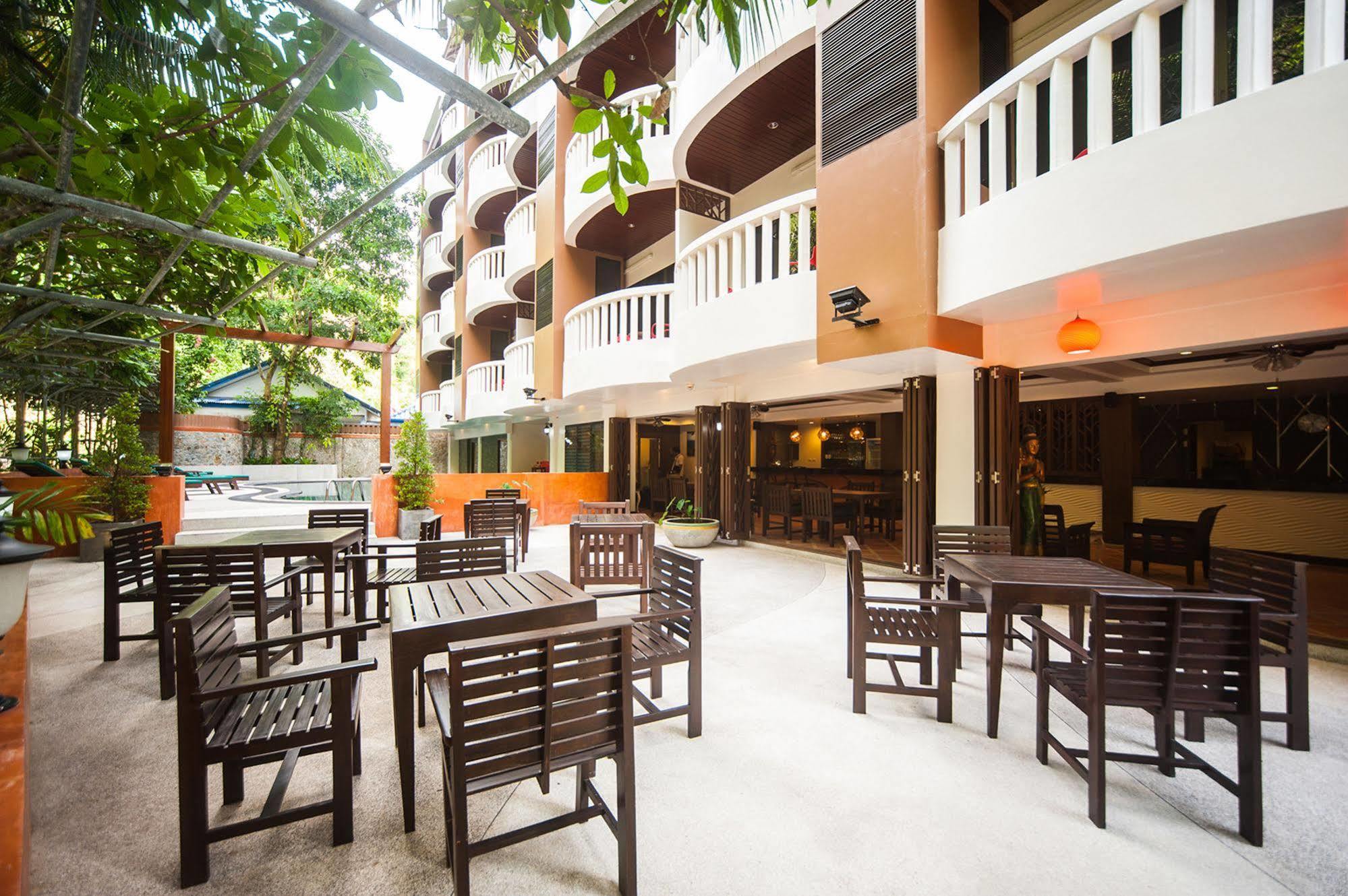 Aparthotel Ratana Hill Patong Exterior foto